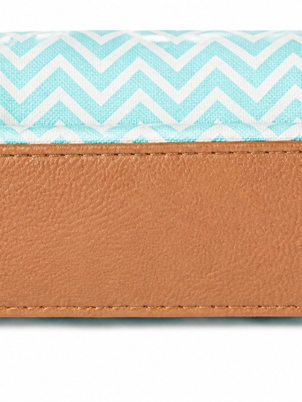 LILY BLOOM Denise Geo Tile Crossbody Bag. - Picture 3 of 4